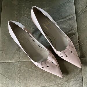 A Touch of NINA Elegant CreamDetailed Cut Outs Pointy Toe Classic Heels